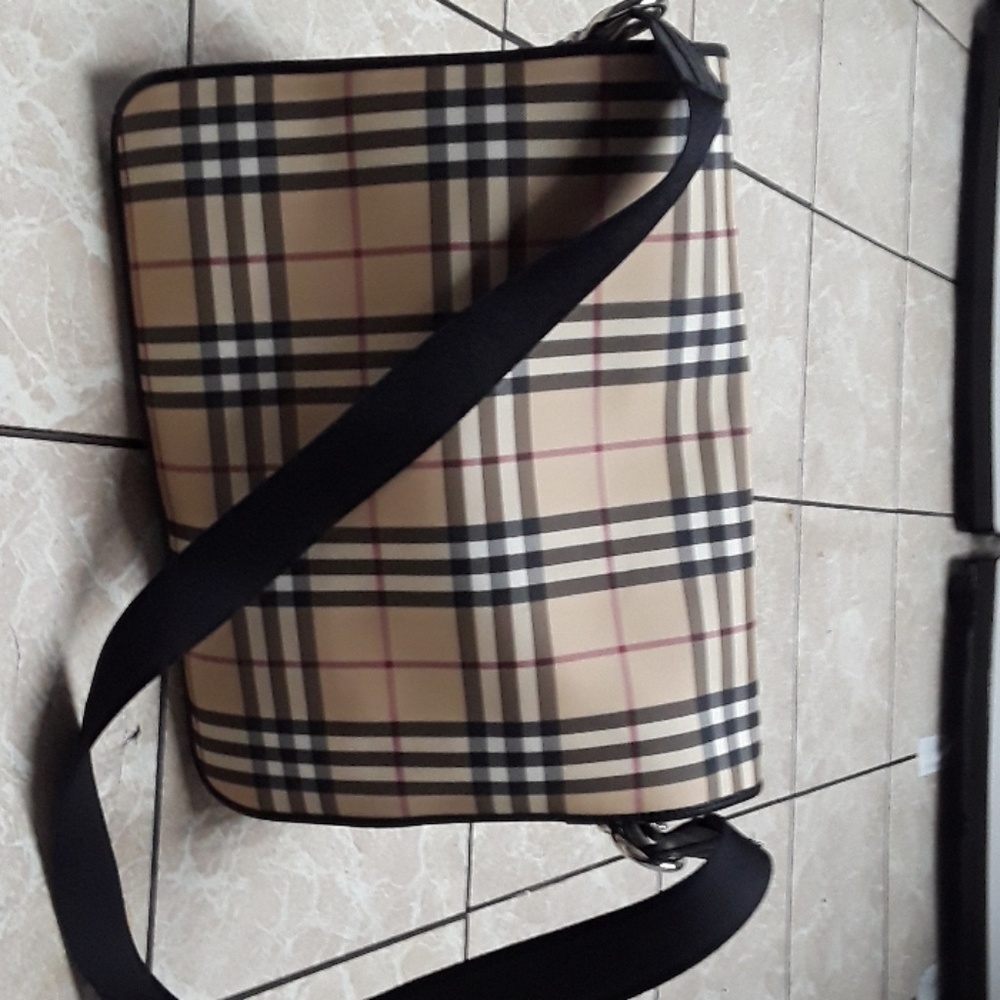 Authentic Burberry diaper/messenger bag & blanket